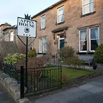Appin House - Guest House